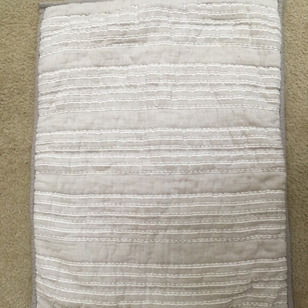 Pillow sham
